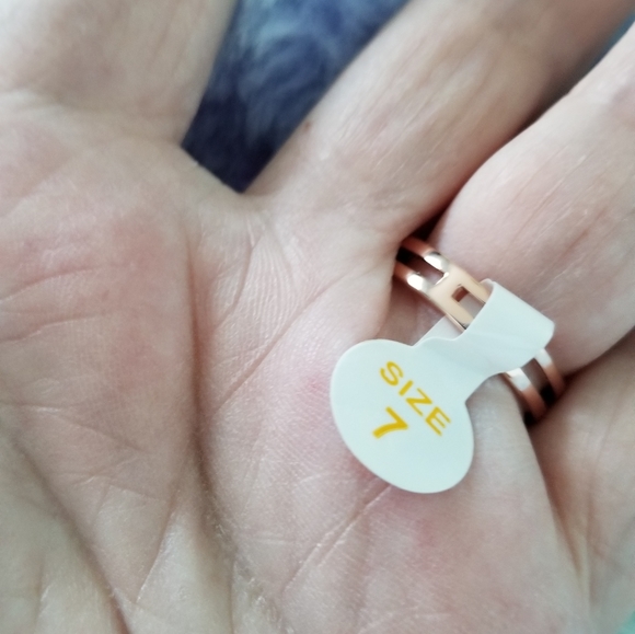 RAINBOW TOPAZ RING - Picture 4 of 10